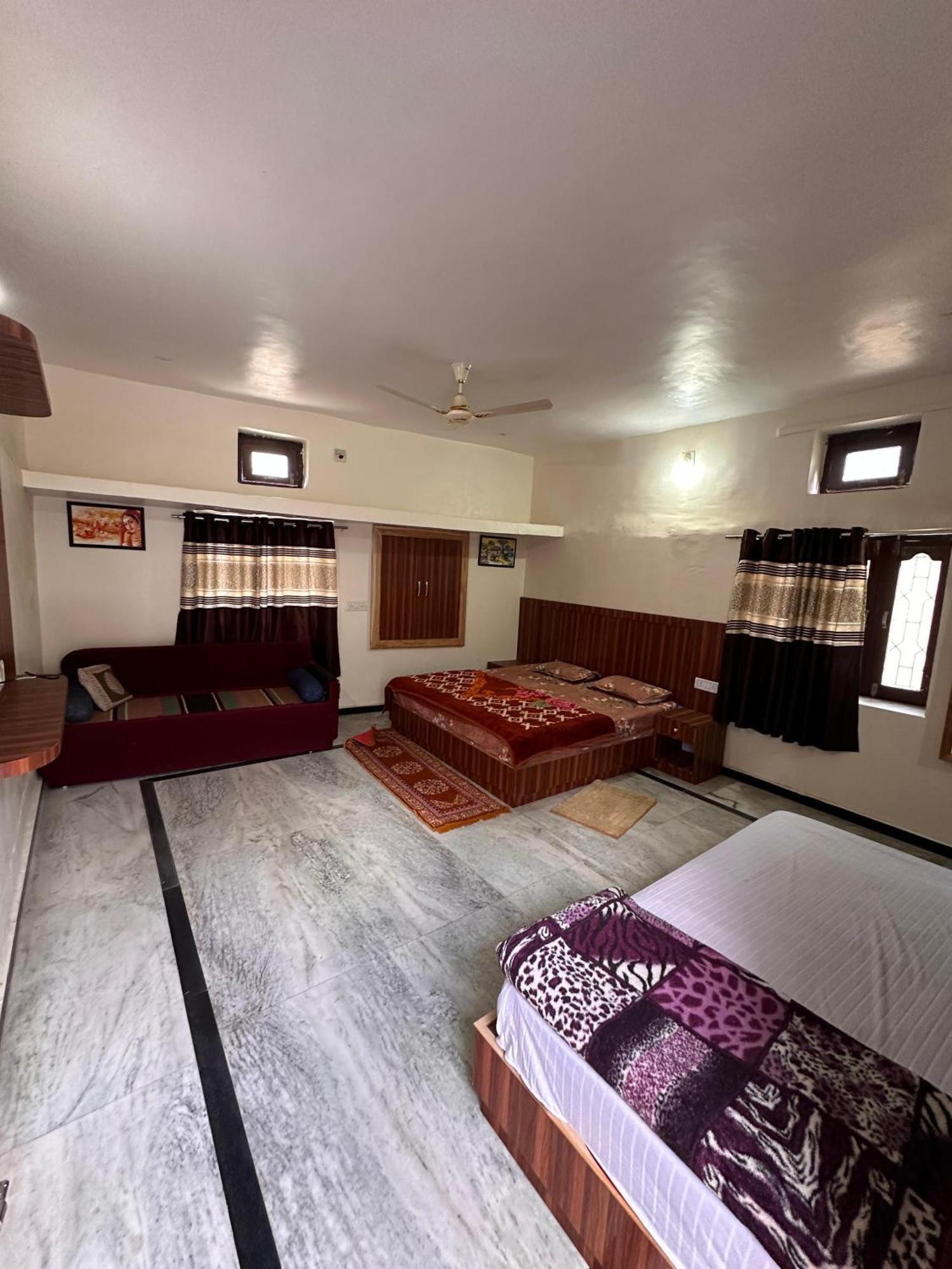 Laxmanji Villas เมาท์อาบู ภายนอก รูปภาพ